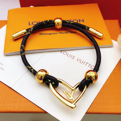 Louis Heart Charm Bracelet