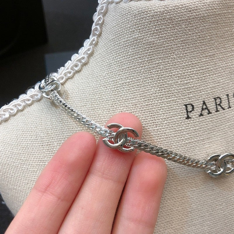 CC 24B White Gold Necklace