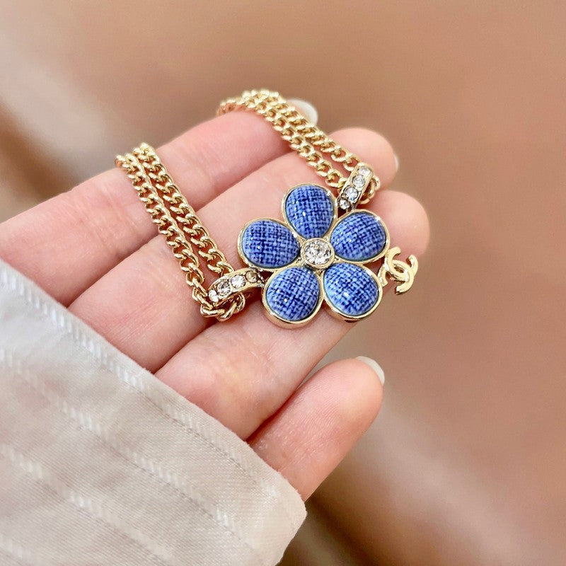 CC Vintage Blue Flower Gold Chain Bracelet