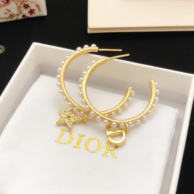 CD Tribales Moon & Star Pearl Earrings