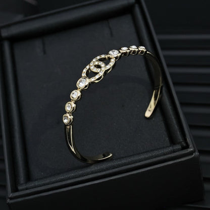 CC 25P Diamond Logo Bracelet