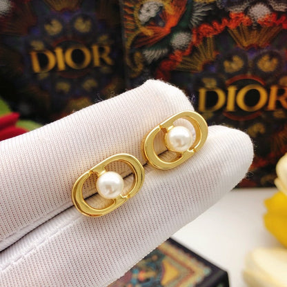CD Pearl & Gold Earrings