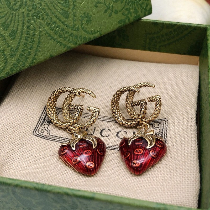 GG Strawberry Twist Earrings