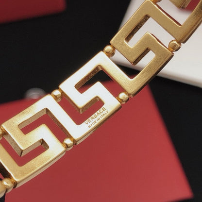 Vers Gold Bracelet