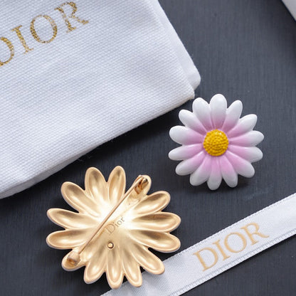 CD Pink & White Flower Brooch