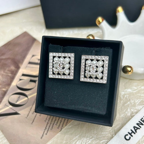 CC Diamond & Pearl Square Earrings