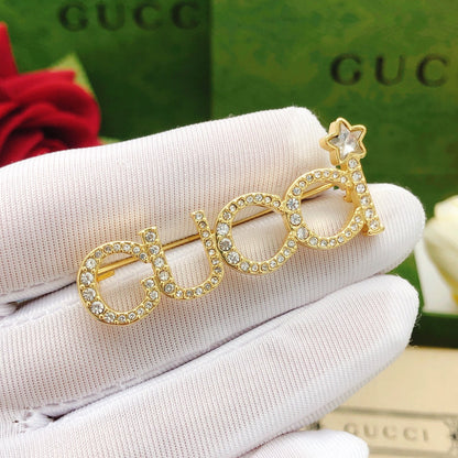 GG Diamonds Brooch