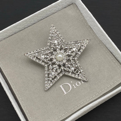 CD Star Diamond Gold Brooch