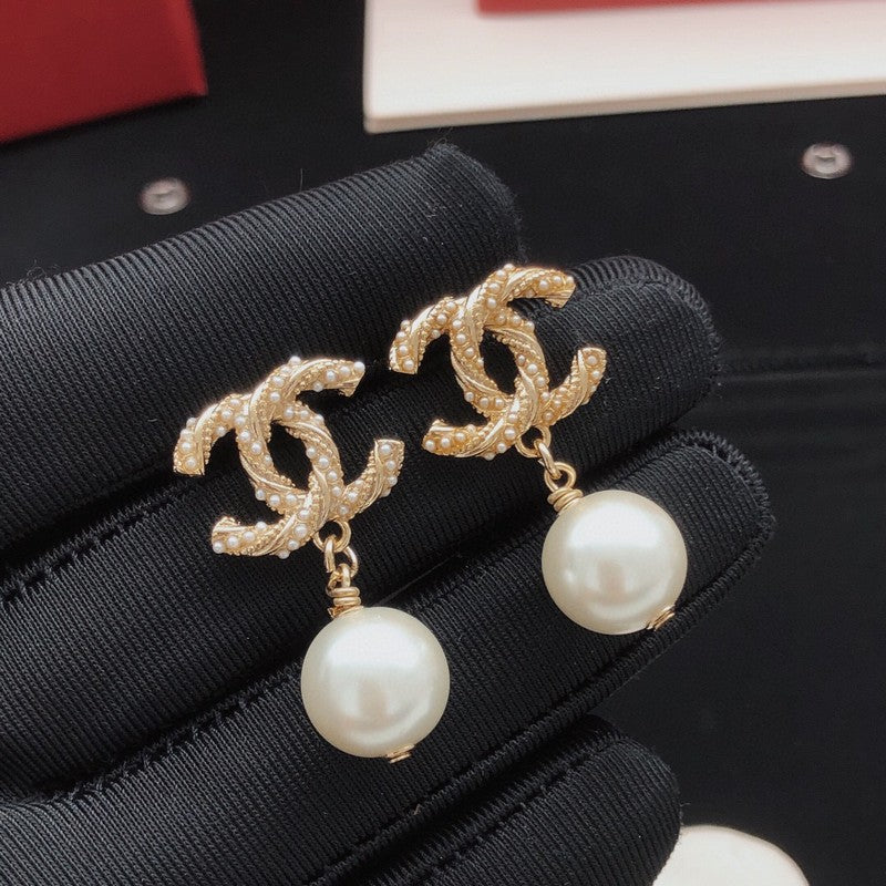 CC Pearl Gold Pendant Earrings