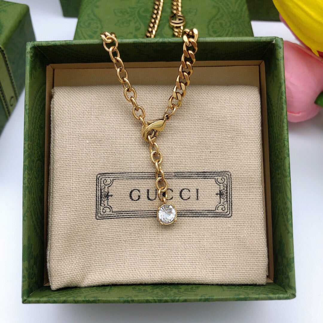 GG Flower Crystals Necklace