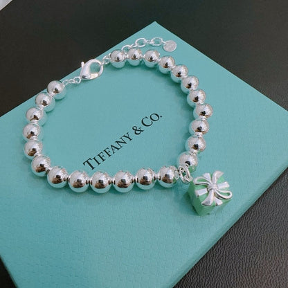 Return to Tiffany Blue Gift Box Bracelet