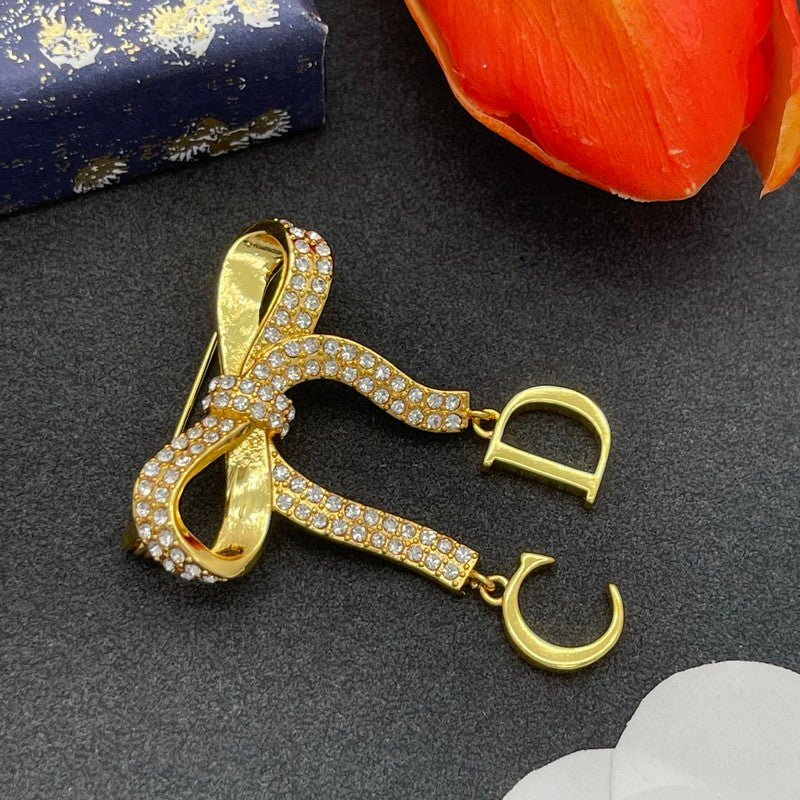 CD Bow Tie Diamond Gold Brooch