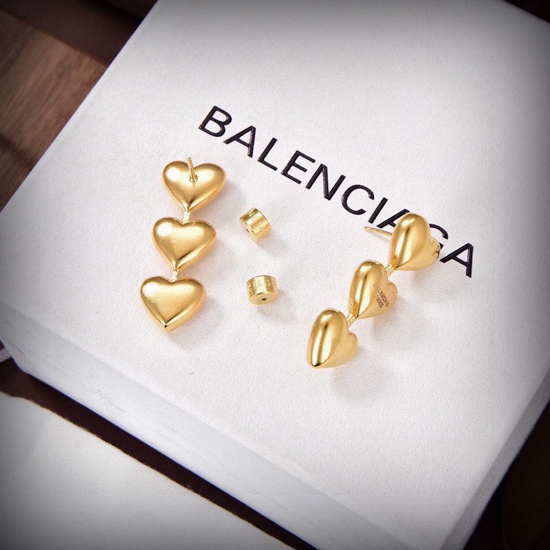 BB Three Heart Gold Earrings