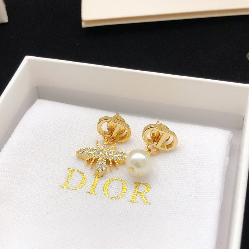 CD Bee Diamond & Pearl Earrings