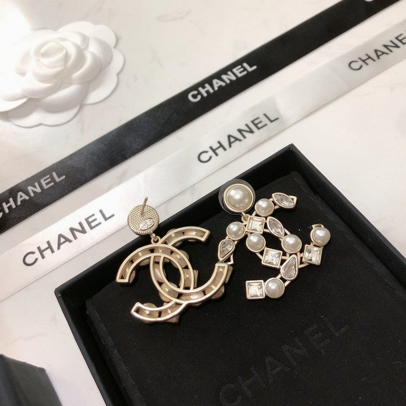 CC Pearl Gold Earrings