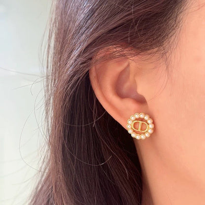CD Pearl Earrings