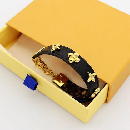 Louis Fleurs Rivets Bracelet