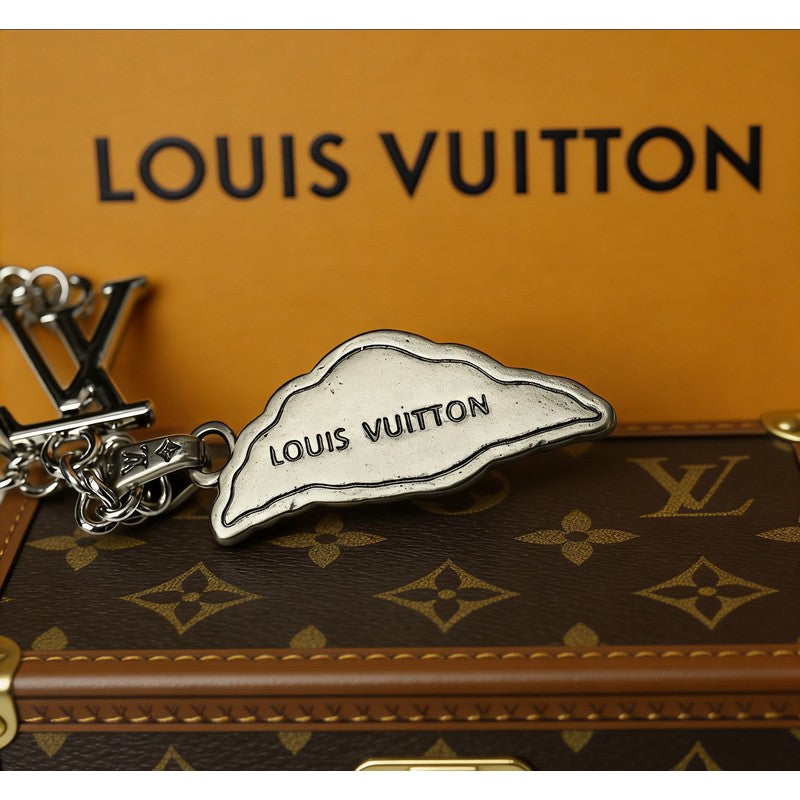 Louis Croissant Medium Charm Necklace