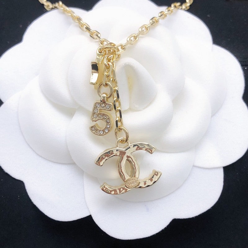 CC No.5 Diamond Chain Necklace