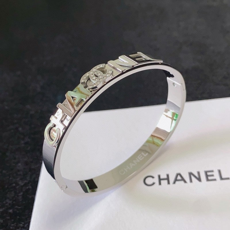CC Letter Gold Bracelet