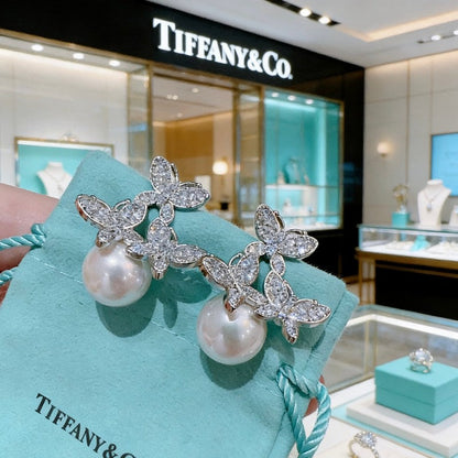 T Diamond Pearl Earrings