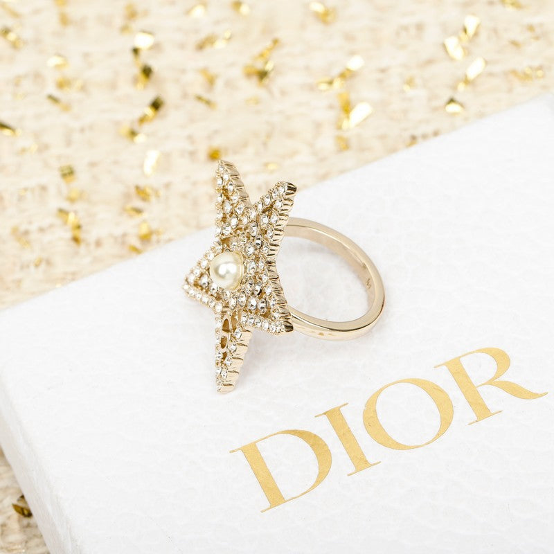 CD Star Diamond Brooch