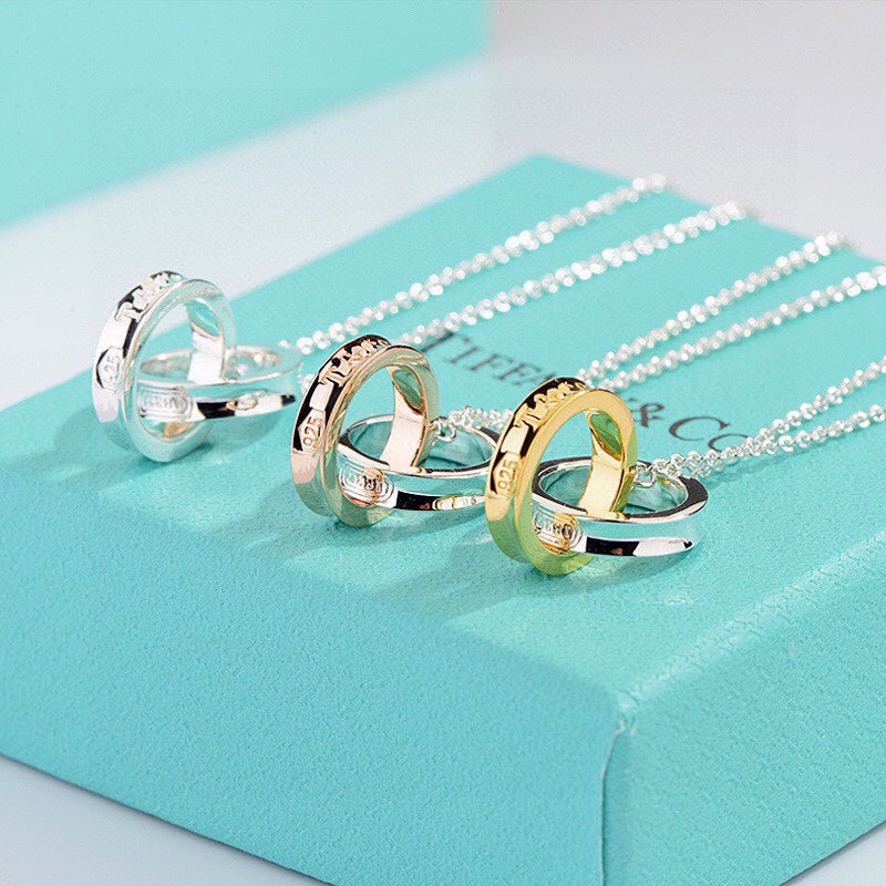 Tiff 1837 Interlocking Circles Pendant Necklace
