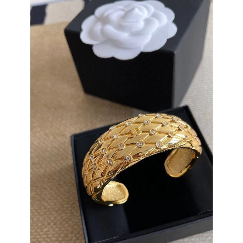 CC 26P Gold Cuff Bracelet