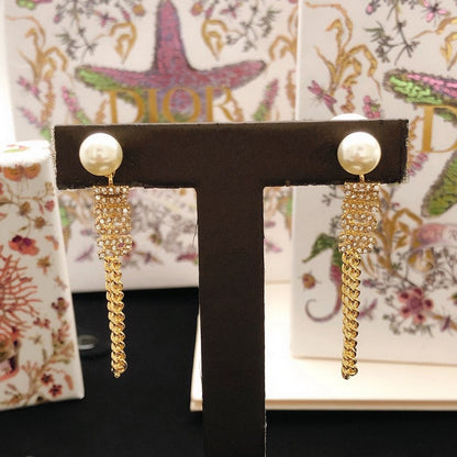 CD Tribales Pearl Chain Earrings