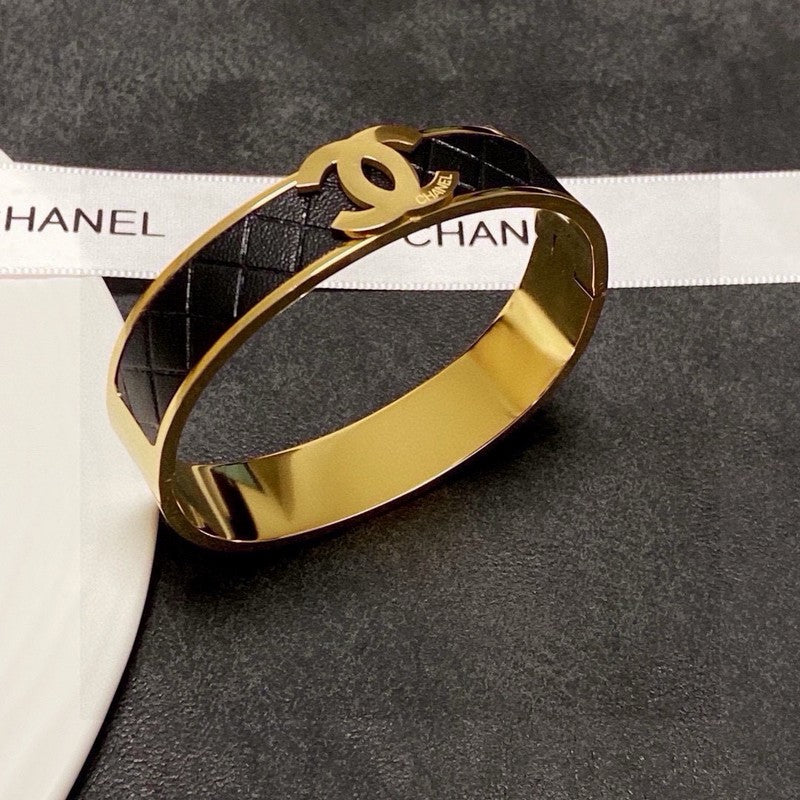 CC Black Leather Gold Bracelet