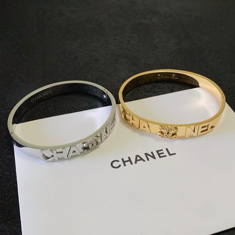 CC Letter Gold Bracelet