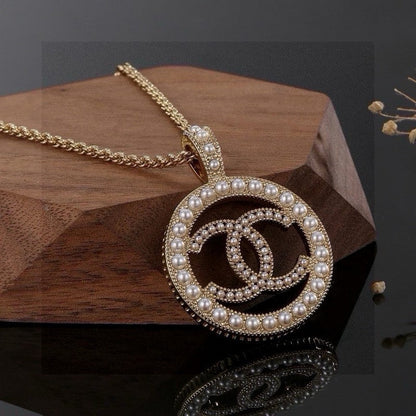 CC Pearl Round Gold Necklace