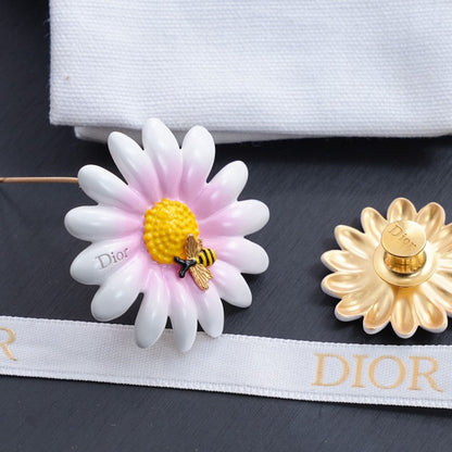 CD Pink & White Flower Brooch