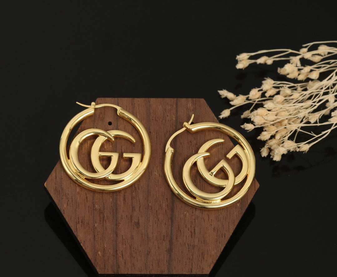 18k GUCCI GG Earrings