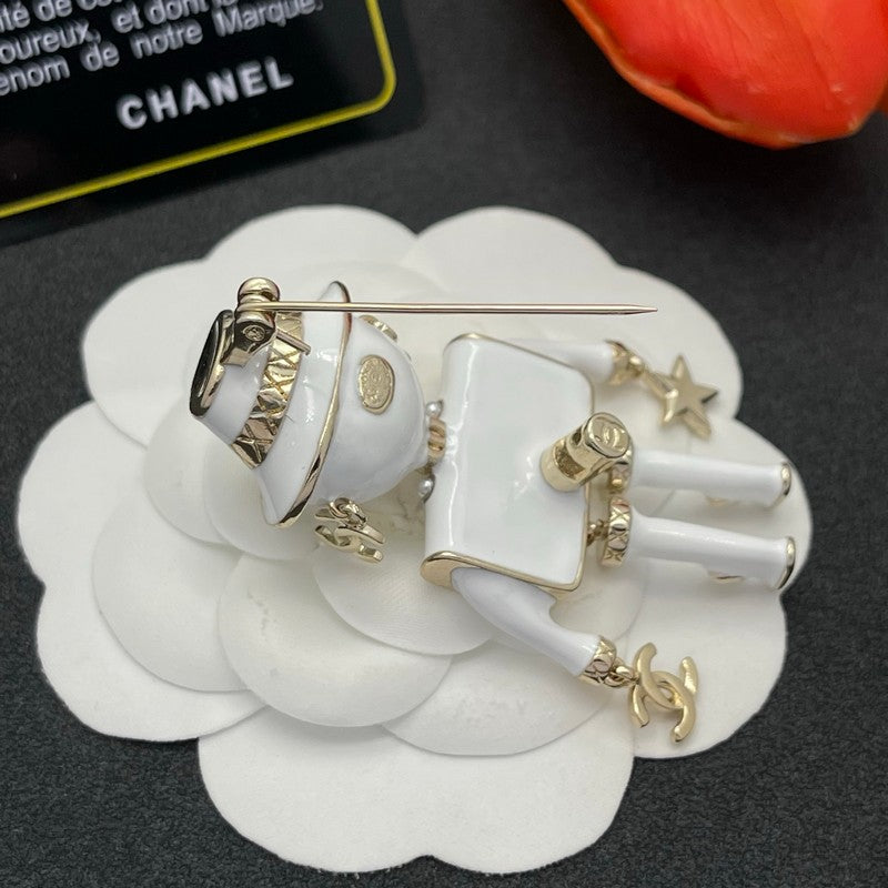 CC Robot Gabrielle Doll White Brooch