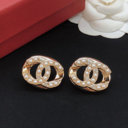 CC Oval Diamond Gold Earrings