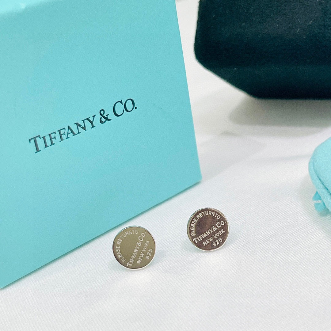 Tiff Circle Stud Earrings