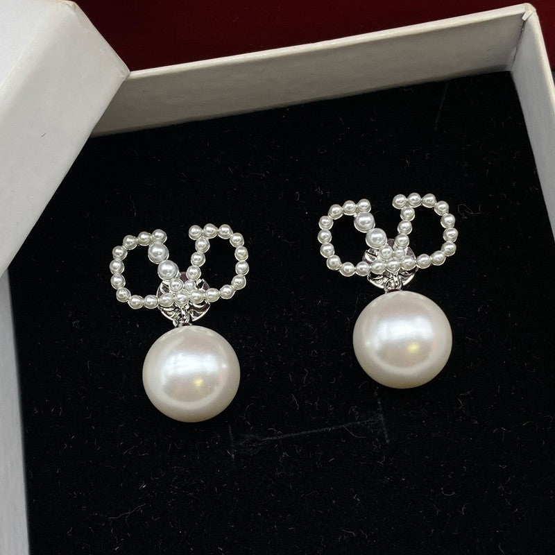 Vlogo Pearl Gold Earrings