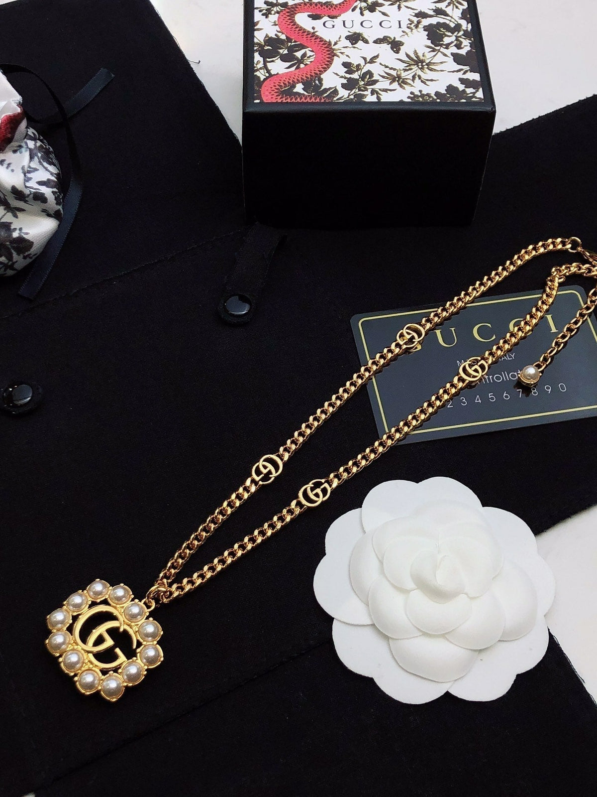 GG Pearl GG Necklace