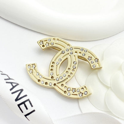 CC 24A Diamond Gold Brooch