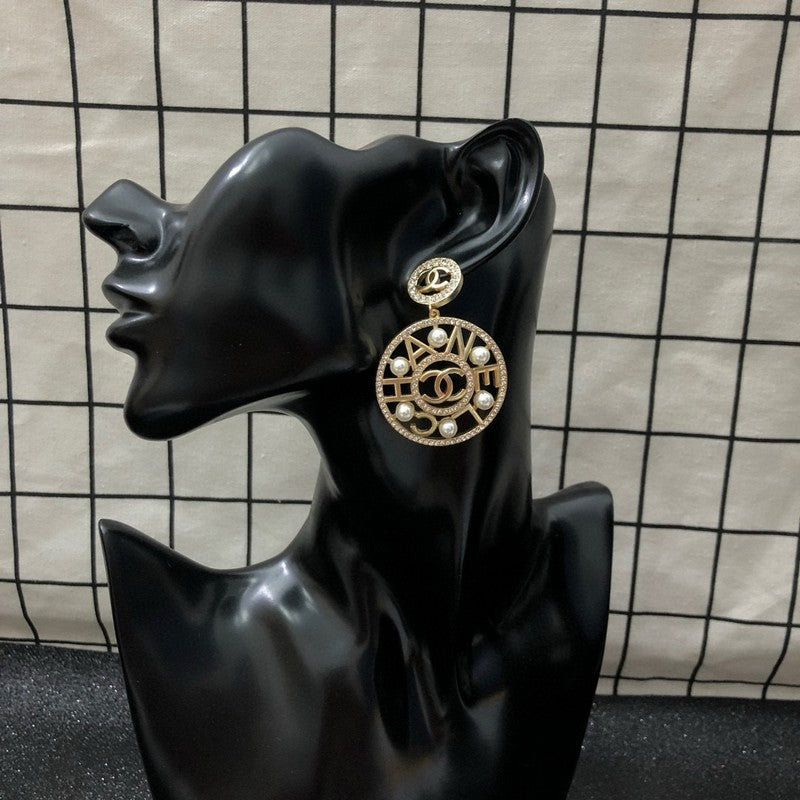 CC Pearl Pendant Earrings