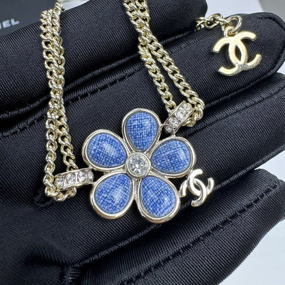 CC 26C Blue Flower Diamond Bracelet