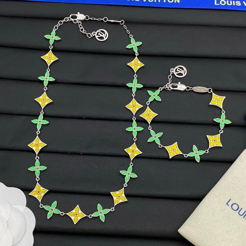 Louis Yellow & Green Blossom Necklace