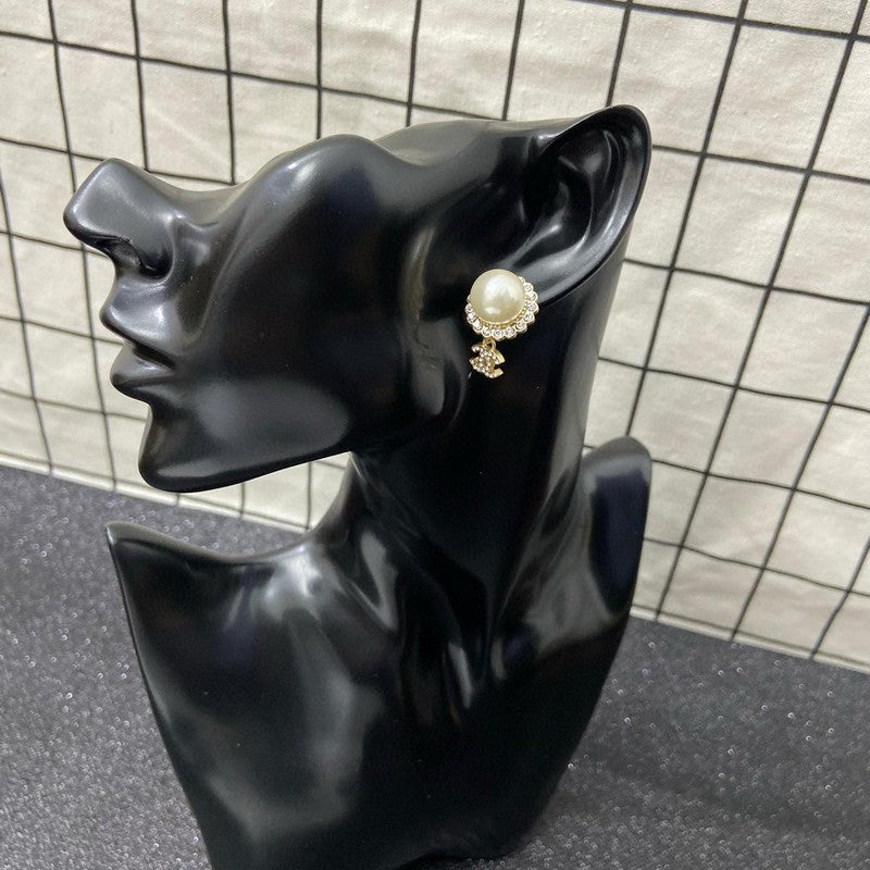 CC Big Pearl Pendant Earrings