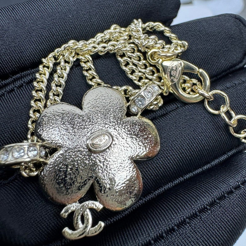 CC 26C Blue Flower Diamond Bracelet