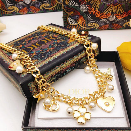 CD Star Pearl Gold Necklace