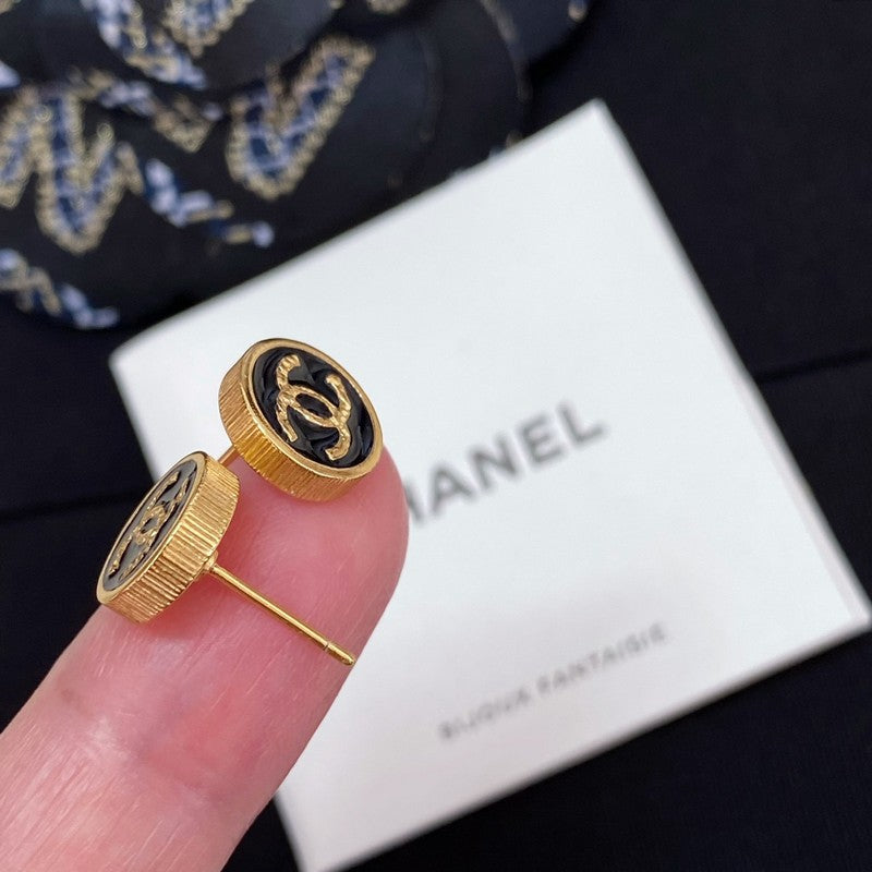 CC Black Gold Round Earrings