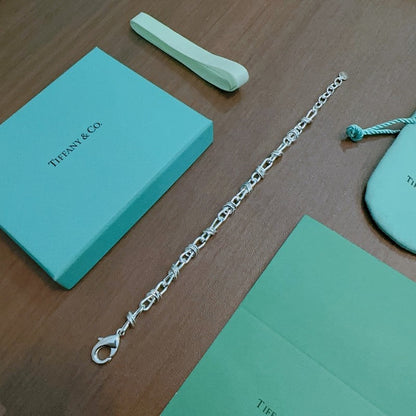 Return to Tiffany Lock Bracelet