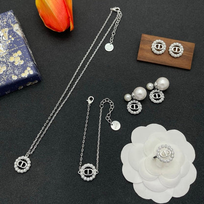 CD Petit Pearl White Gold Necklace